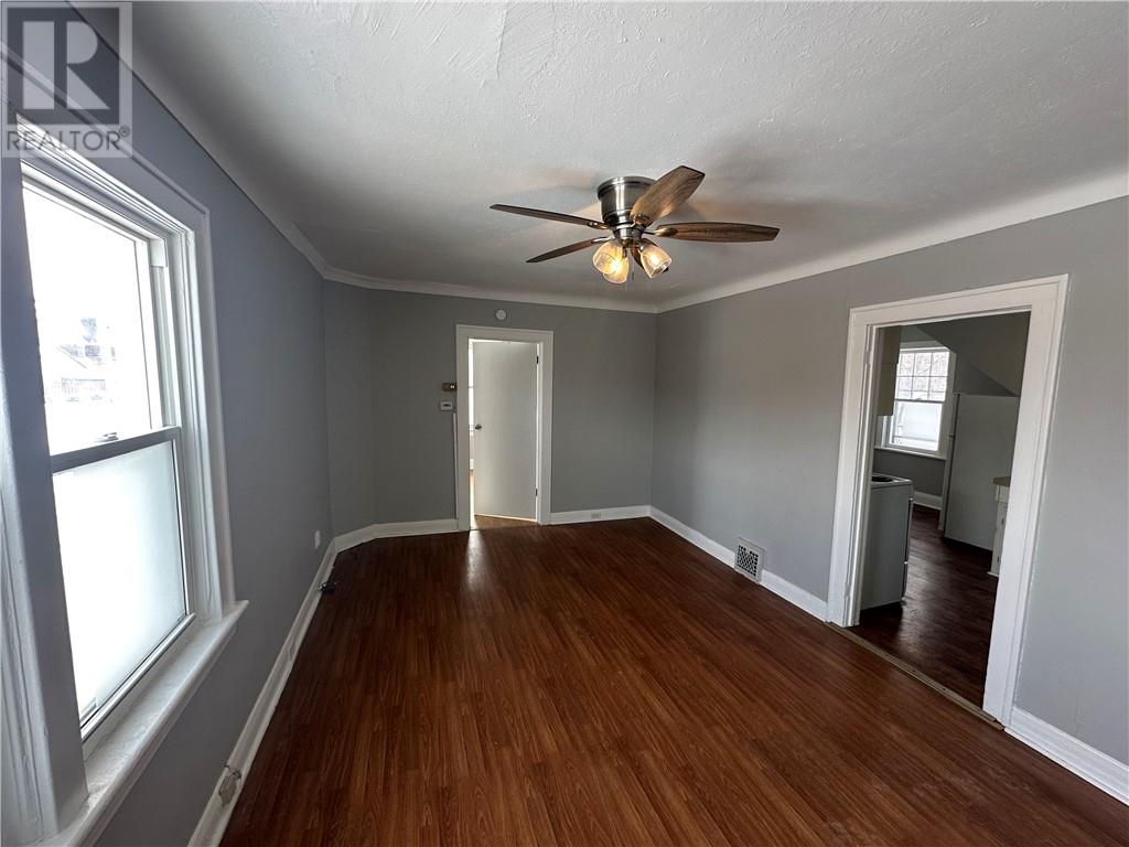 391 SUFFOLK LANE - 7