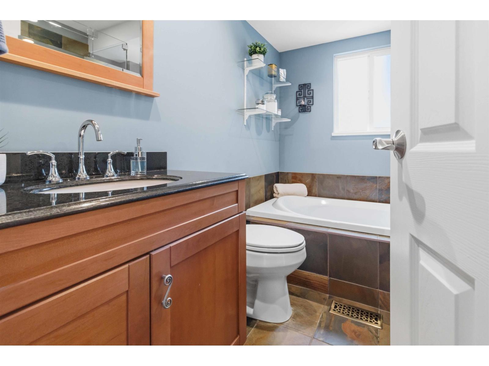 11895 82A Avenue, Delta