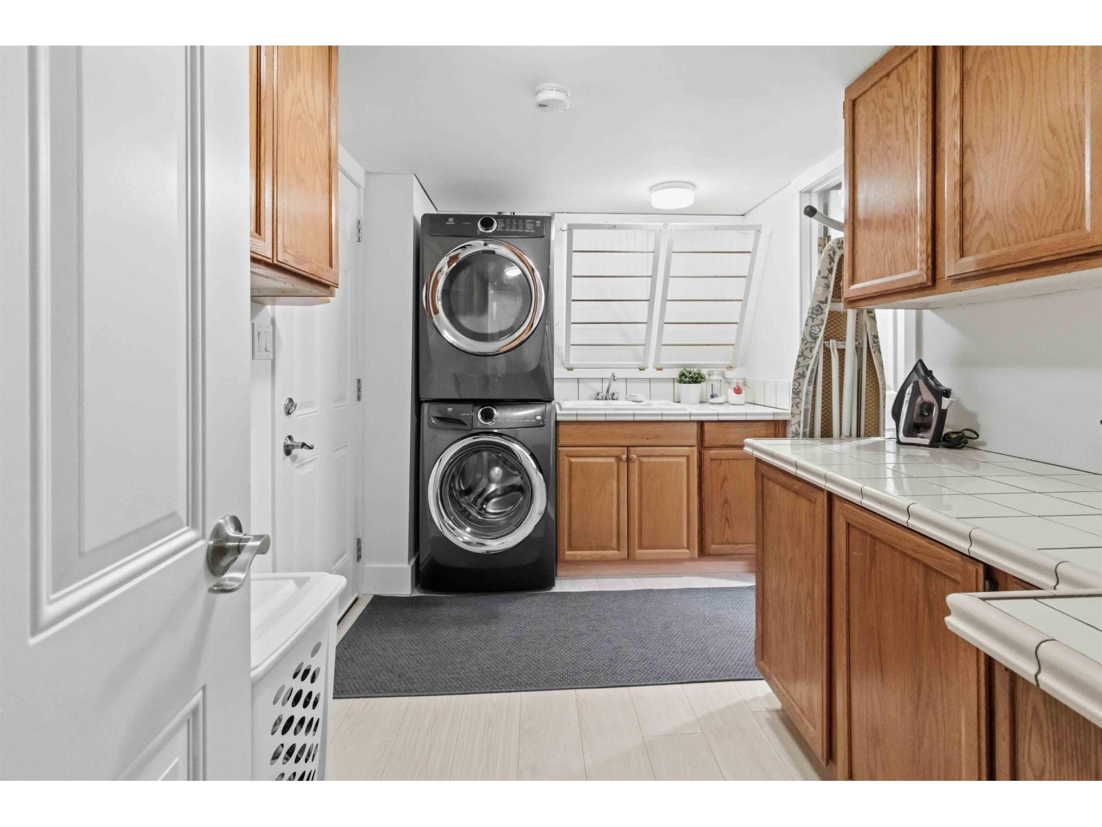 11895 82A Avenue, Delta