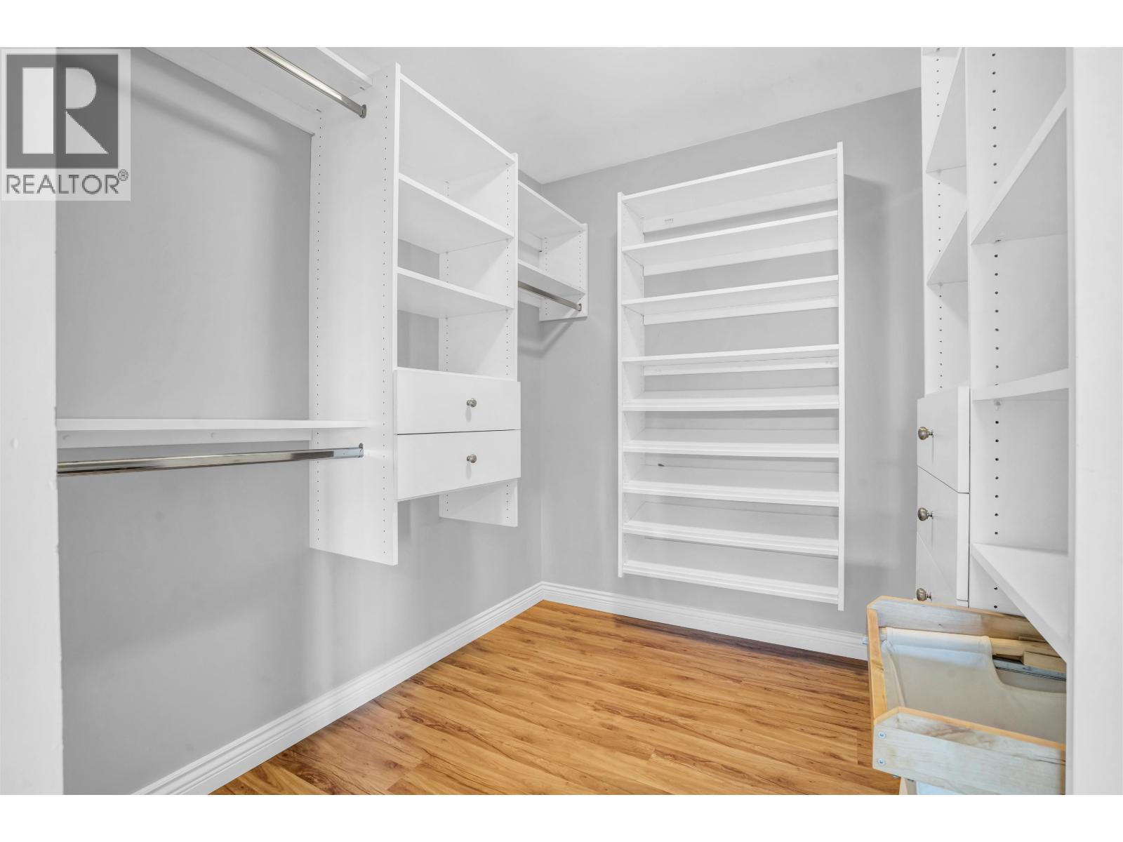 1197 FULTON AVENUE, West Vancouver