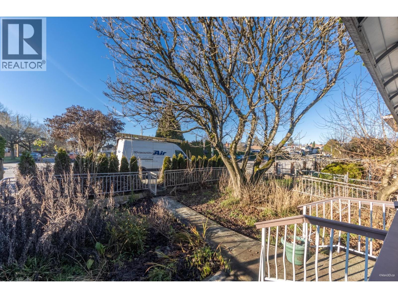 4736 KNIGHT Street - photo 2