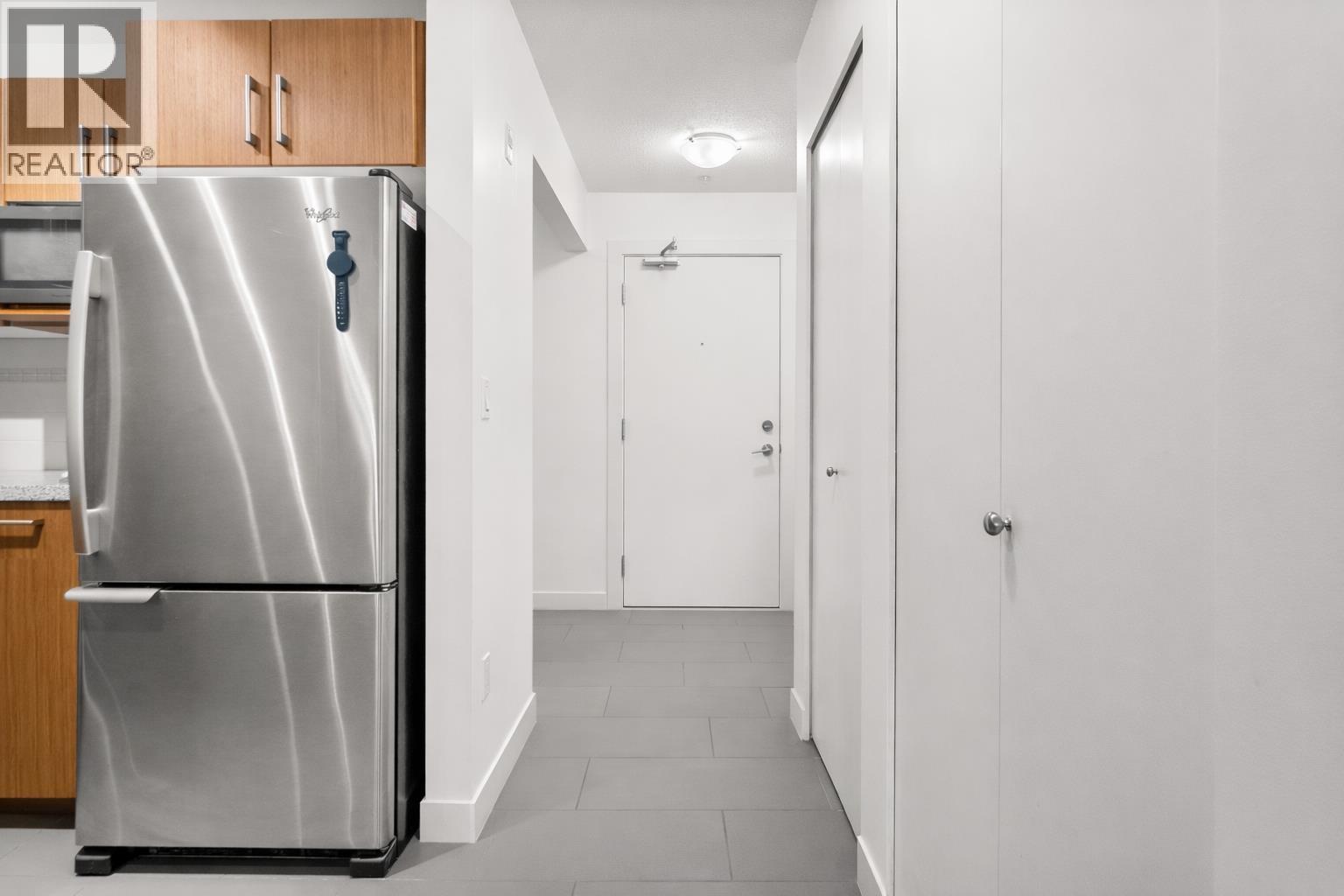 #307-6828 ECKERSLEY Road, Richmond