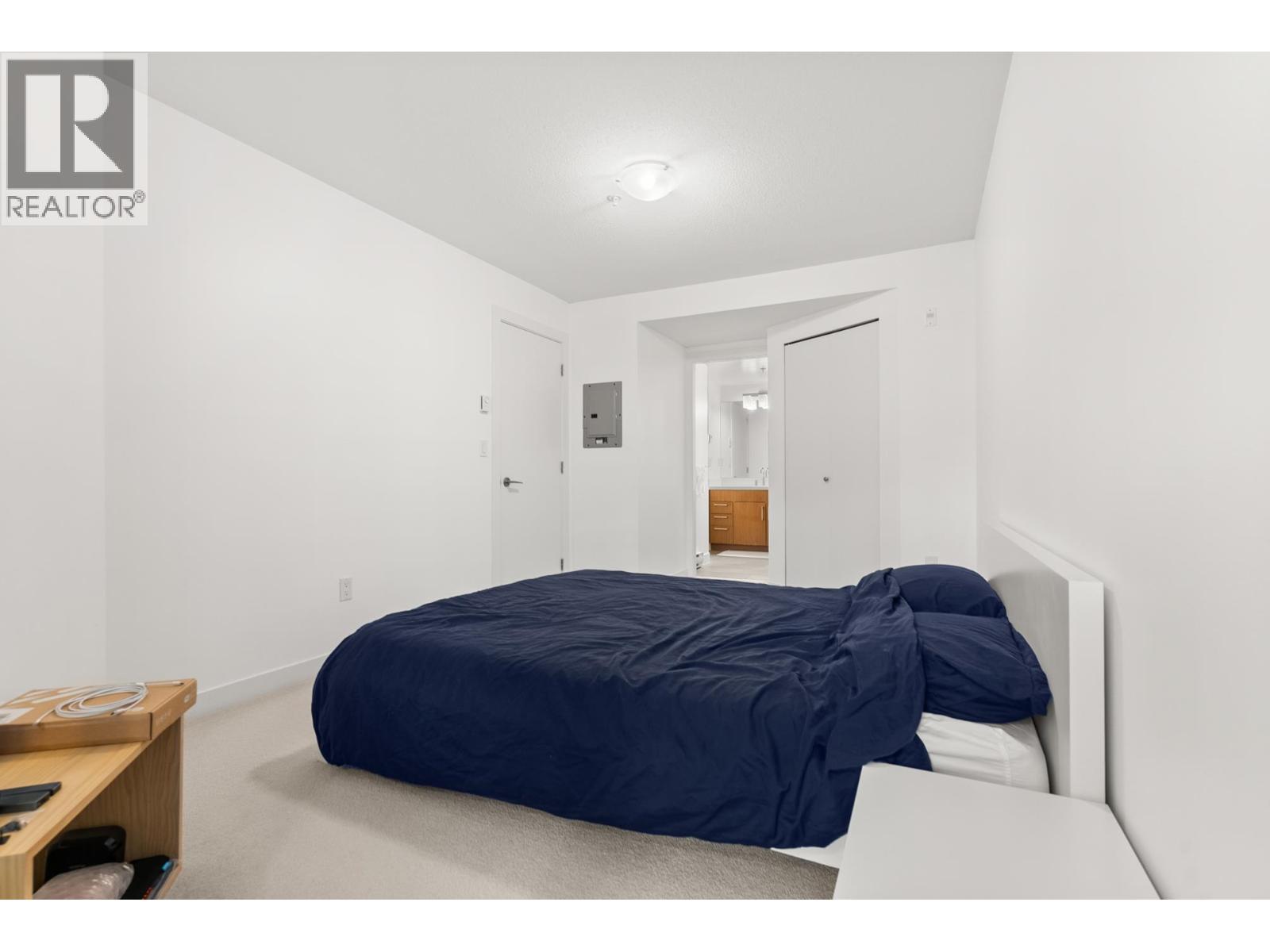 #307-6828 ECKERSLEY Road, Richmond