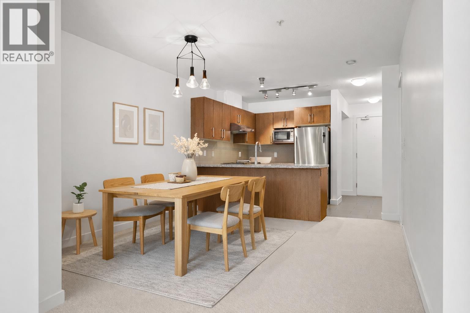 #307-6828 ECKERSLEY Road, Richmond