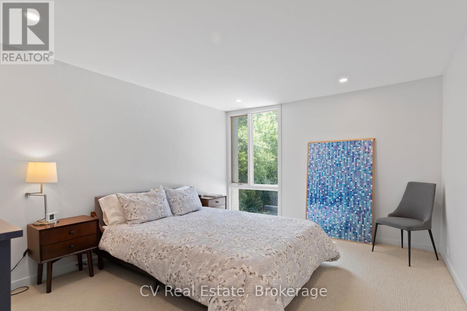31 AUCHMAR ROAD - 28