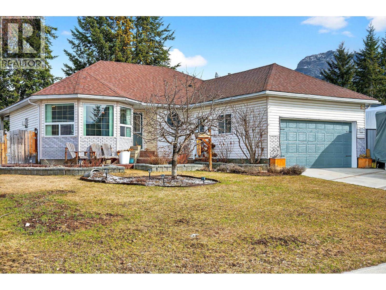 1505 Cedar Street - 1