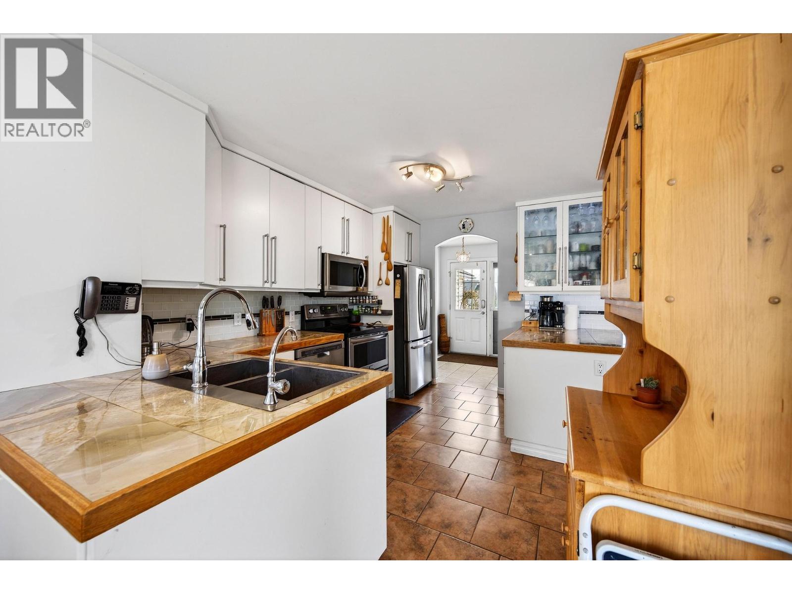 1505 Cedar Street, Golden