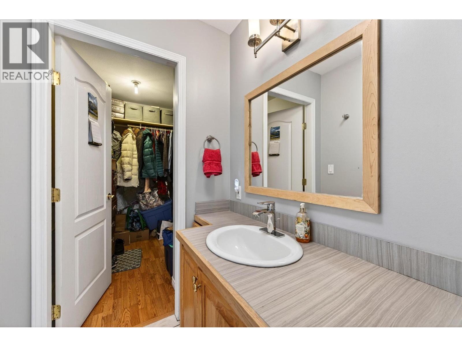 1505 Cedar Street, Golden