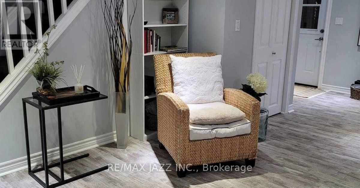 # 2 - 900 JUNIPER STREET