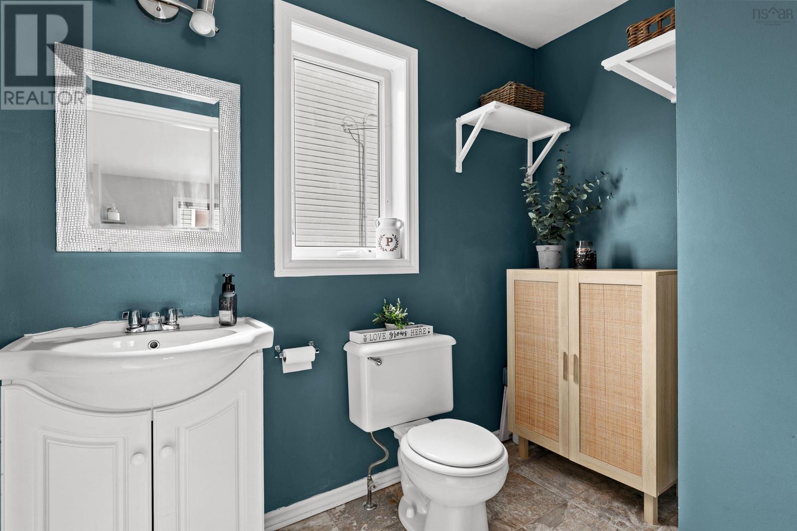 Property 36 of 44 of 60 Serocco Crescent