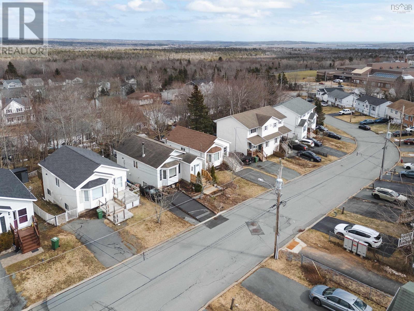 Property 23 of 44 of 60 Serocco Crescent