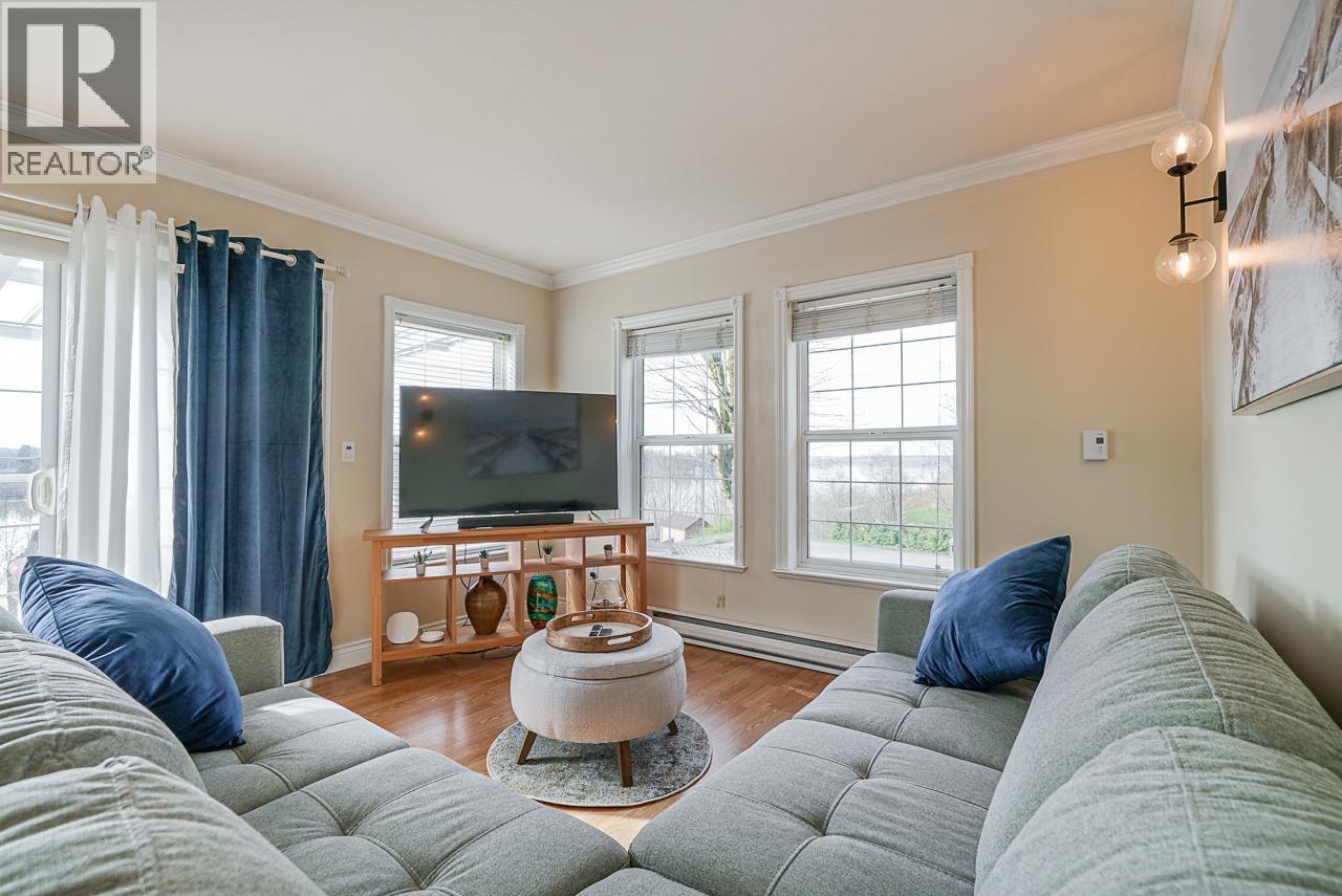 House in Maple Ridge - Image 19