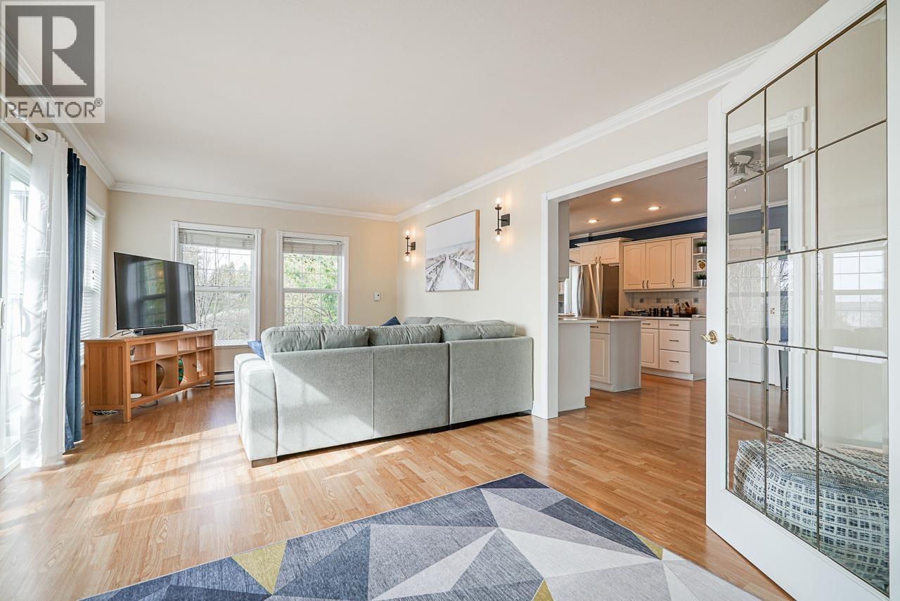House in Maple Ridge - Image 18