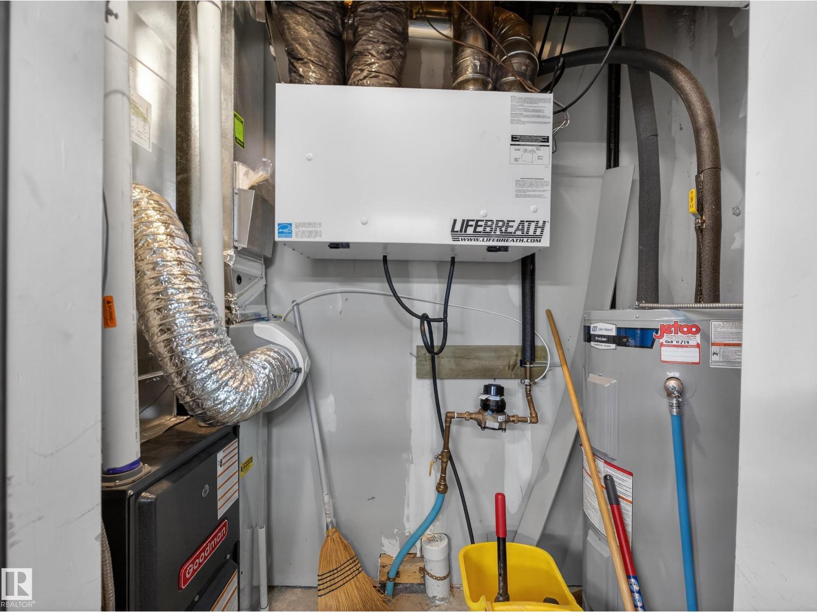 #5 1304 RUTHERFORD RD SW, Edmonton