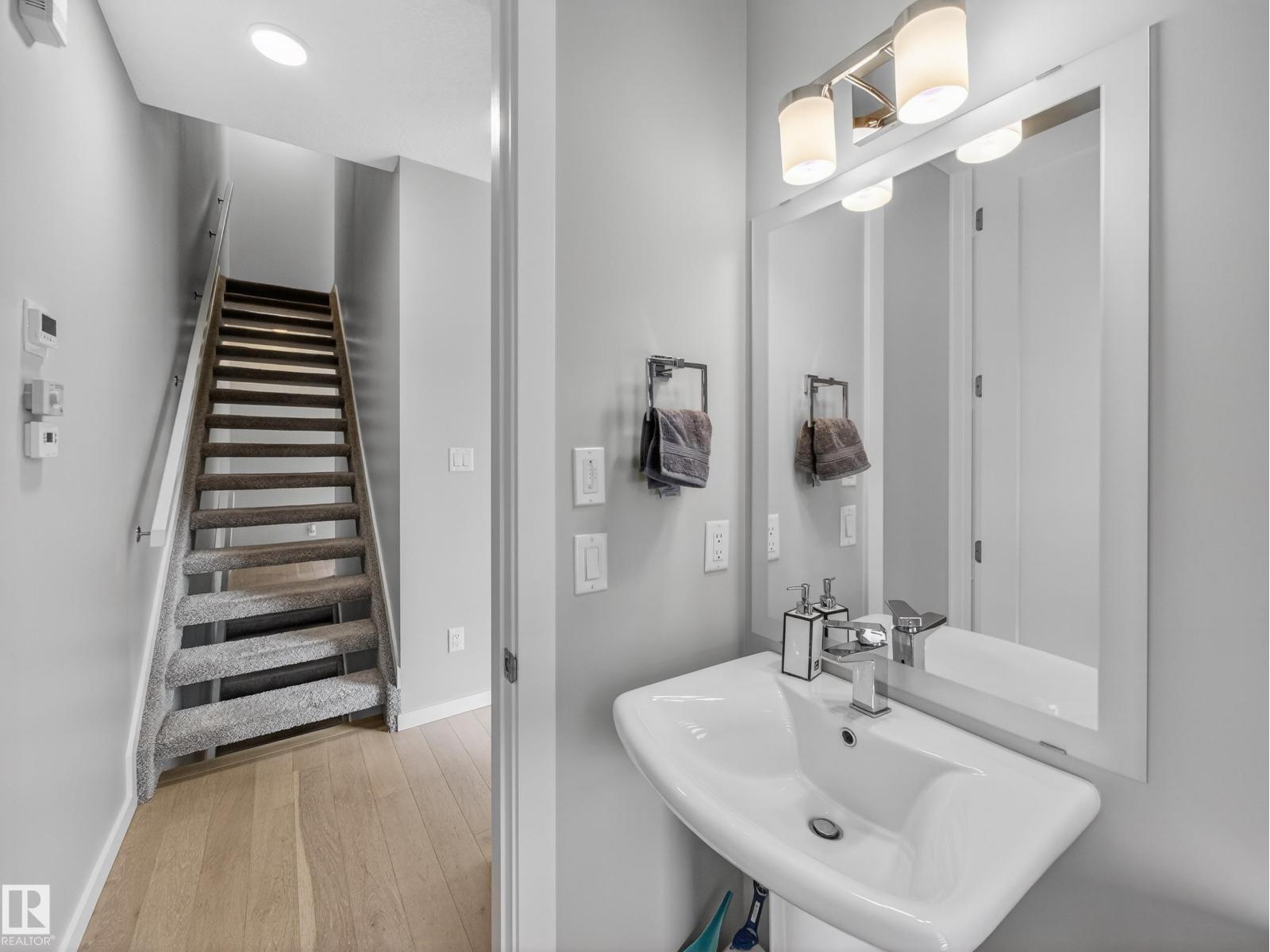 #5 1304 RUTHERFORD RD SW, Edmonton