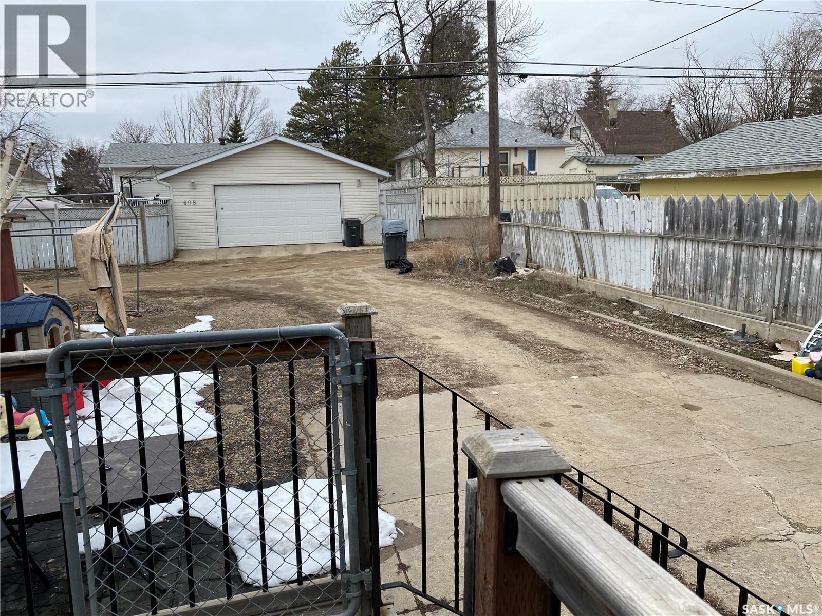 Single Family House Bungalow for Sale in  ND AVENUE NW Swift Current 