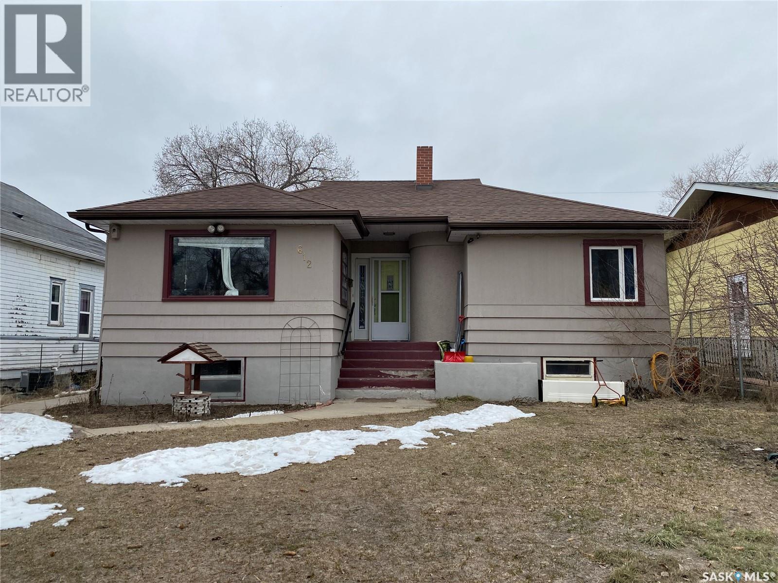 Single Family House Bungalow for Sale in  ND AVENUE NW Swift Current 
