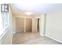 35 Mackenzie Way, Regina, SK S4N5M5 Photo 9