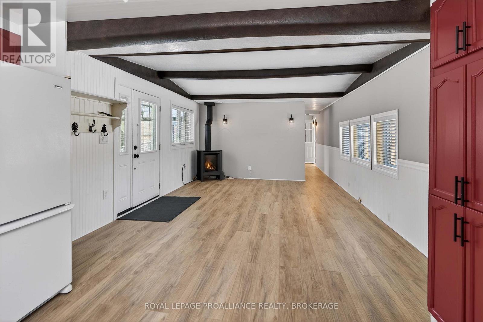 1040 ANTOINE ROAD - 14