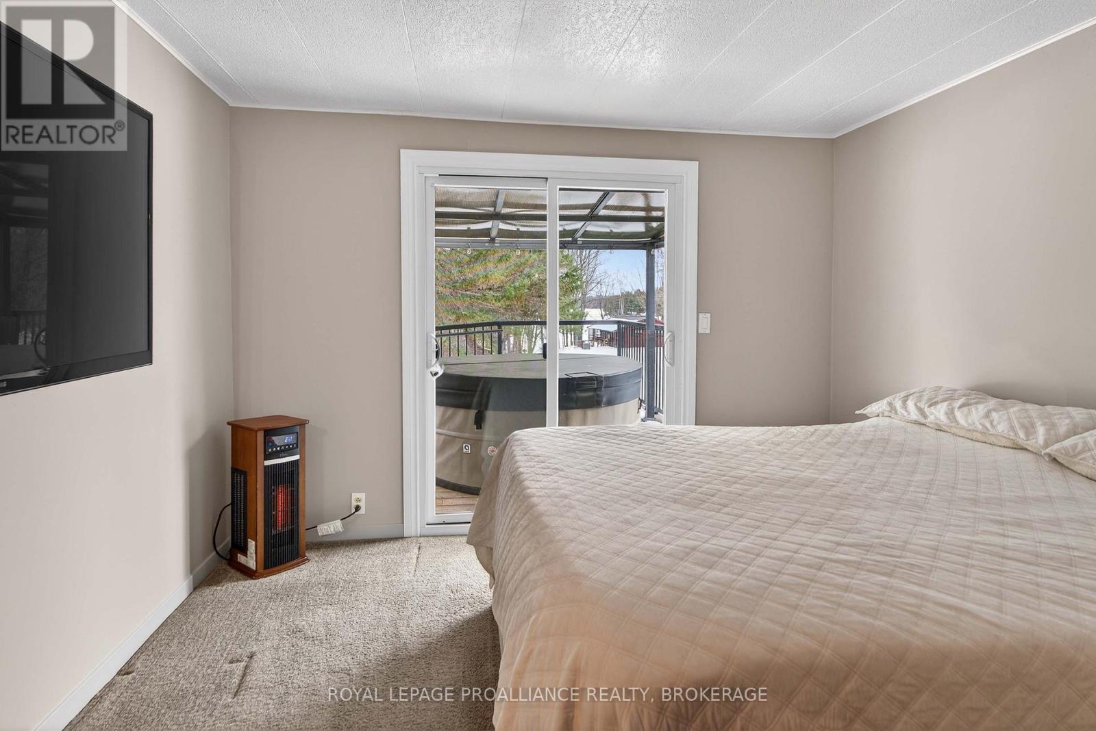 1040 ANTOINE ROAD - 22