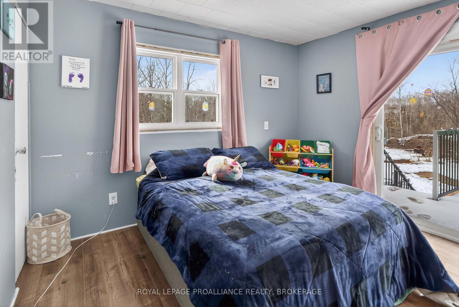 1040 ANTOINE ROAD - 40