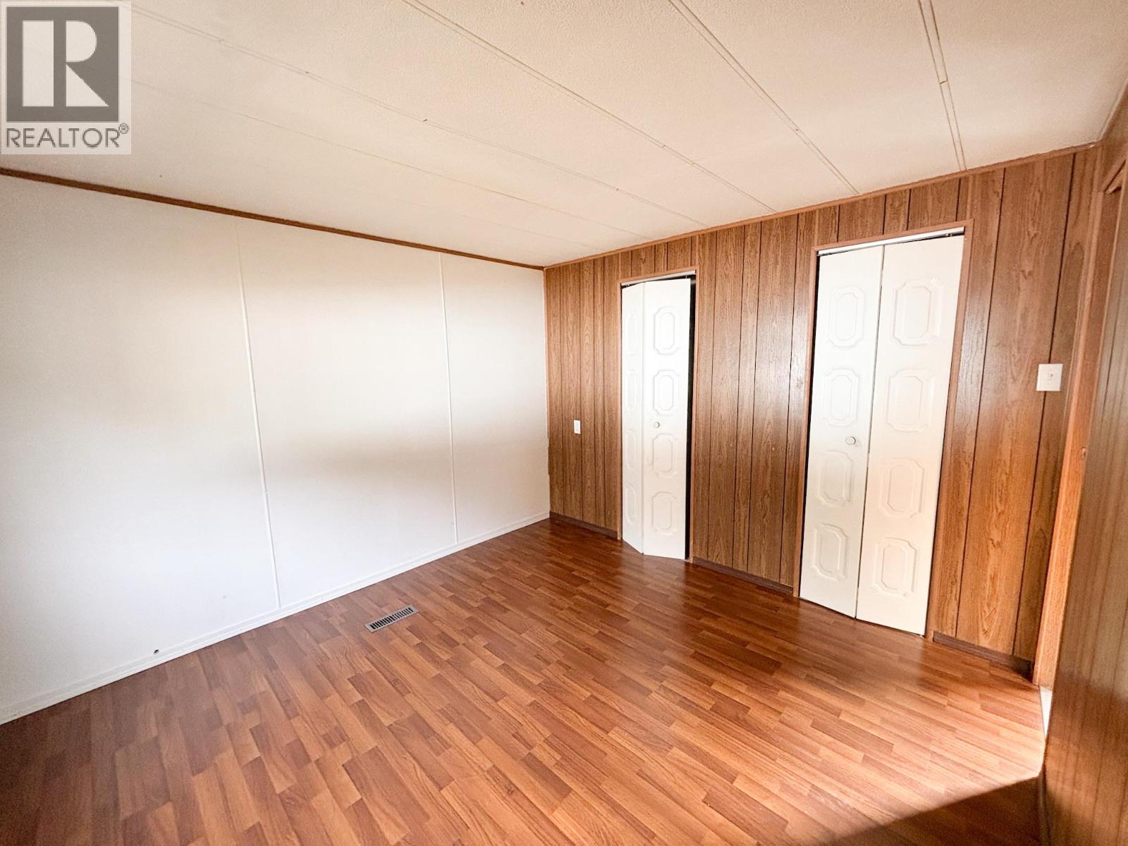 5 Royal Oak Drive Unit# 5, Salmo