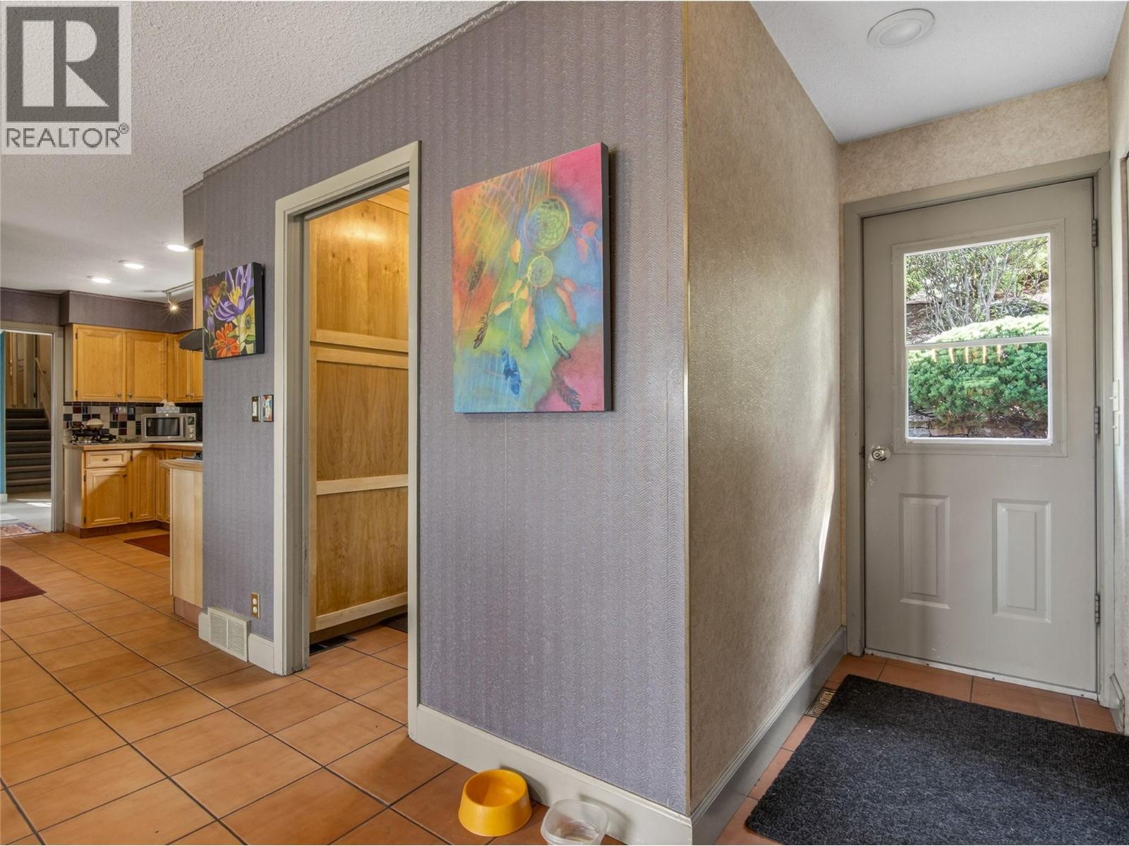 1910 Sutherland Road, Penticton