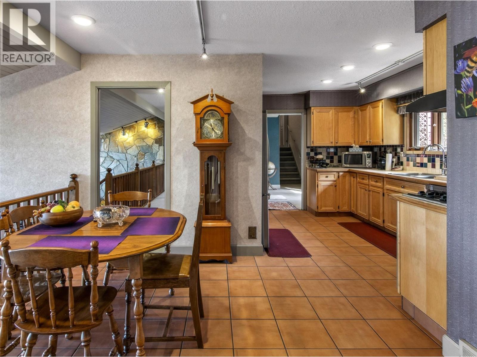 1910 Sutherland Road, Penticton