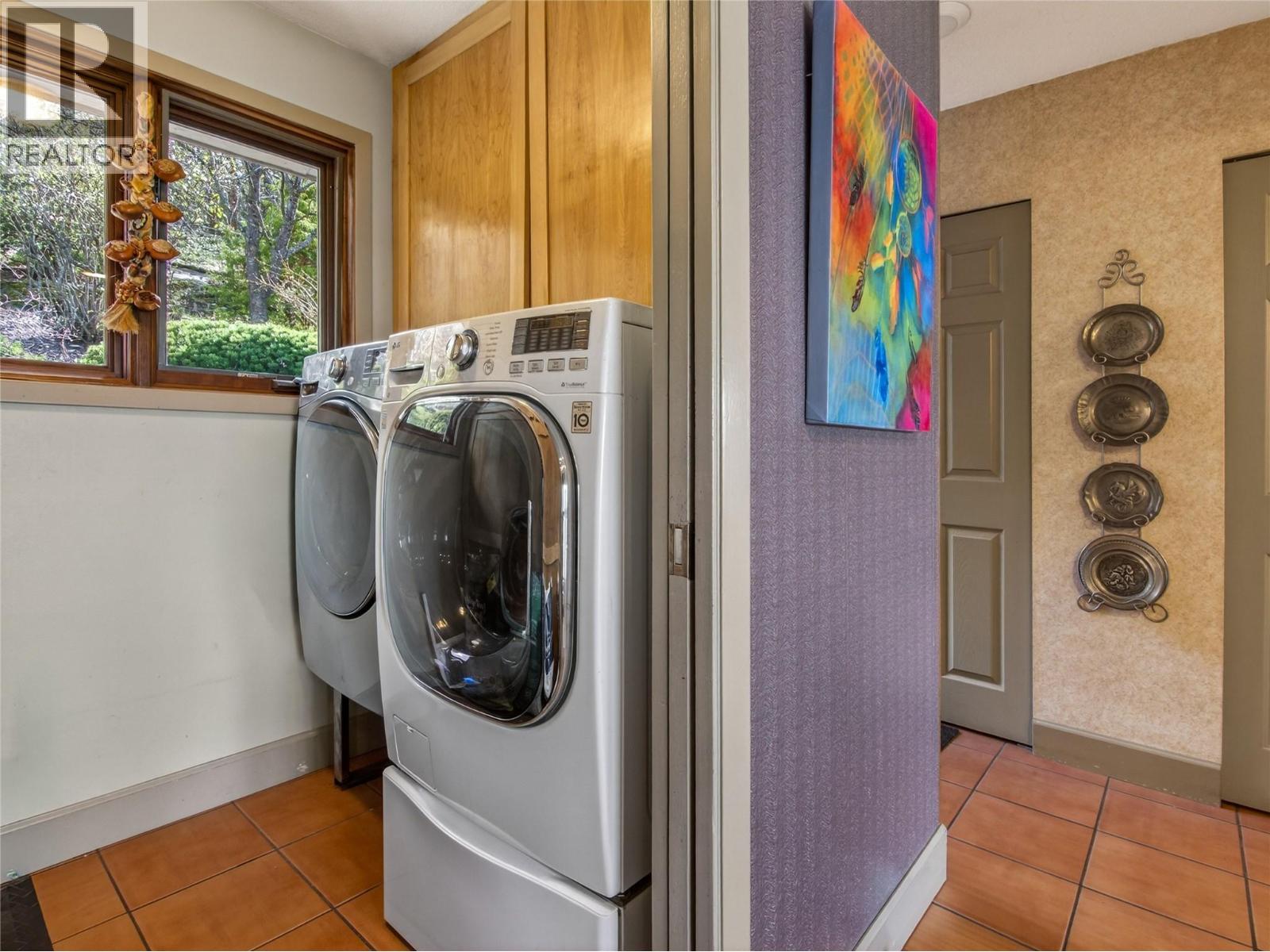 1910 Sutherland Road, Penticton