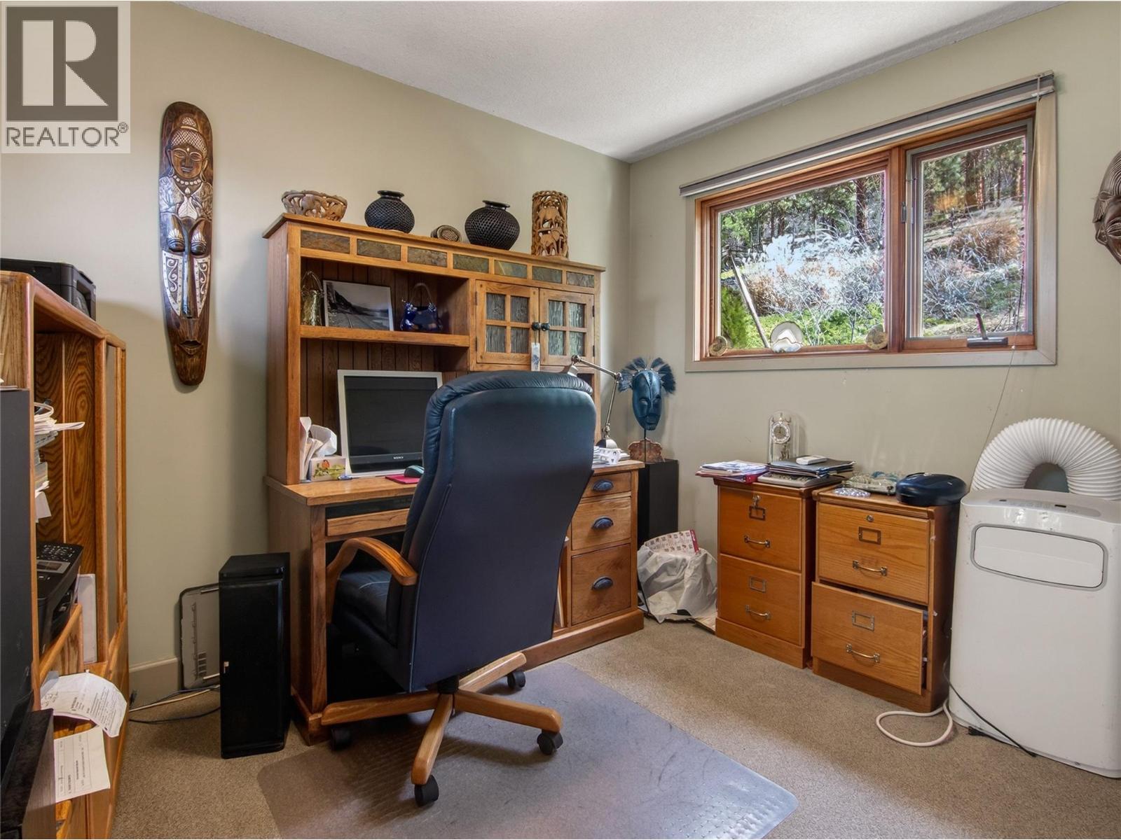 1910 Sutherland Road, Penticton