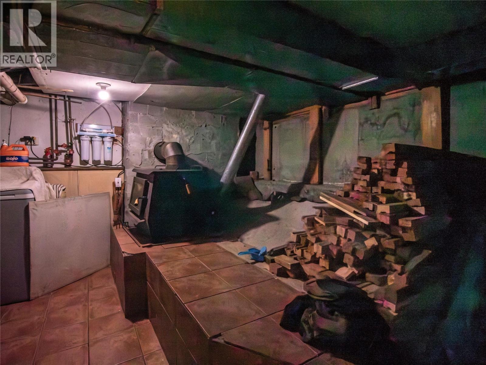 1910 Sutherland Road, Penticton