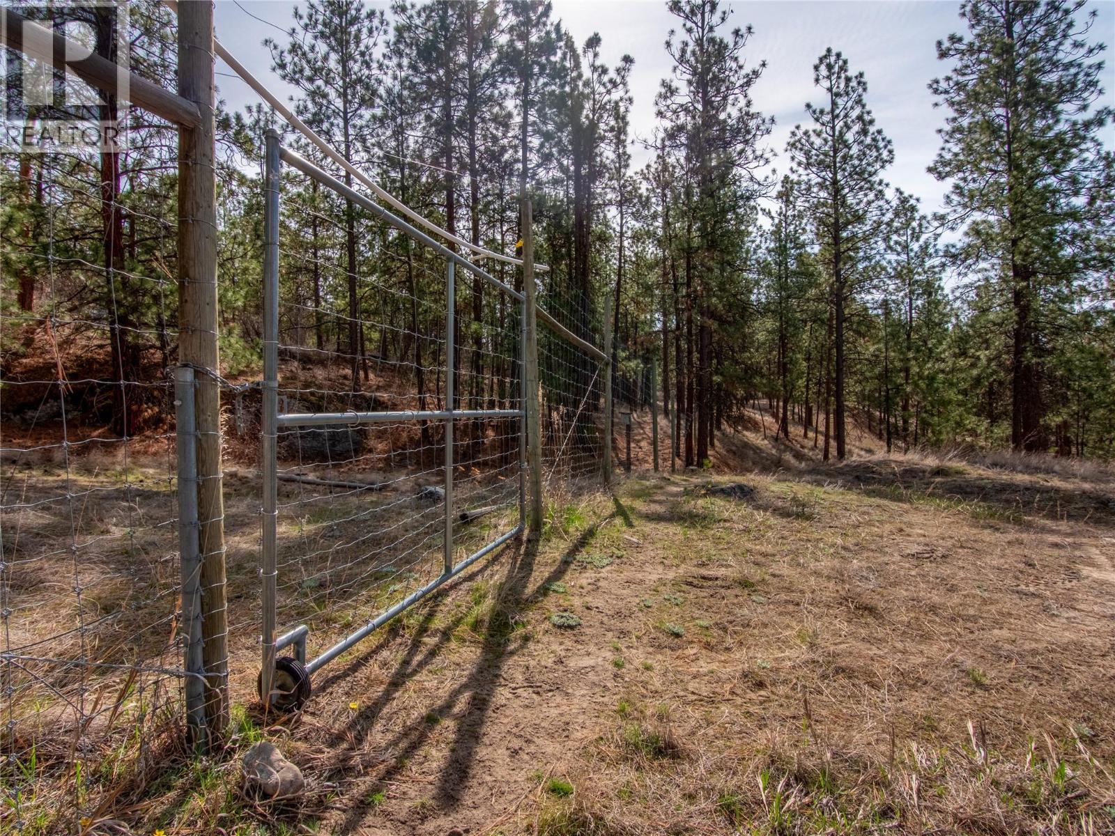 1910 Sutherland Road, Penticton