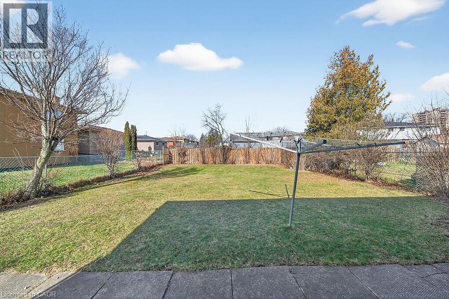 66 HIGHRIDGE Avenue,Hamilton,,