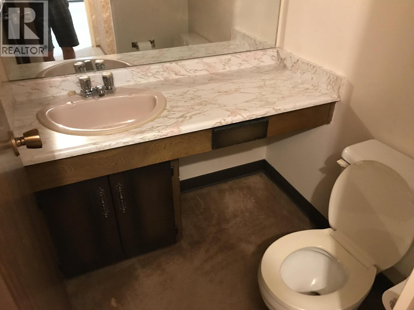 104 620 SEVENTH AVENUE, New Westminster