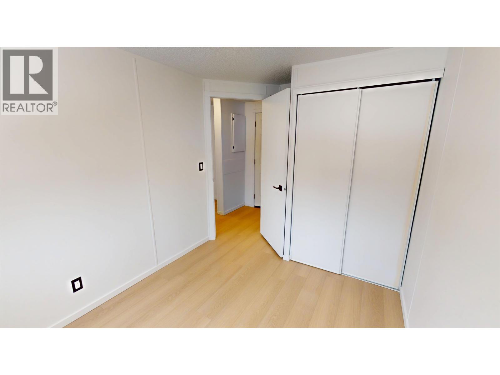 #24 654 NORTH FRASER DRIVE - 21