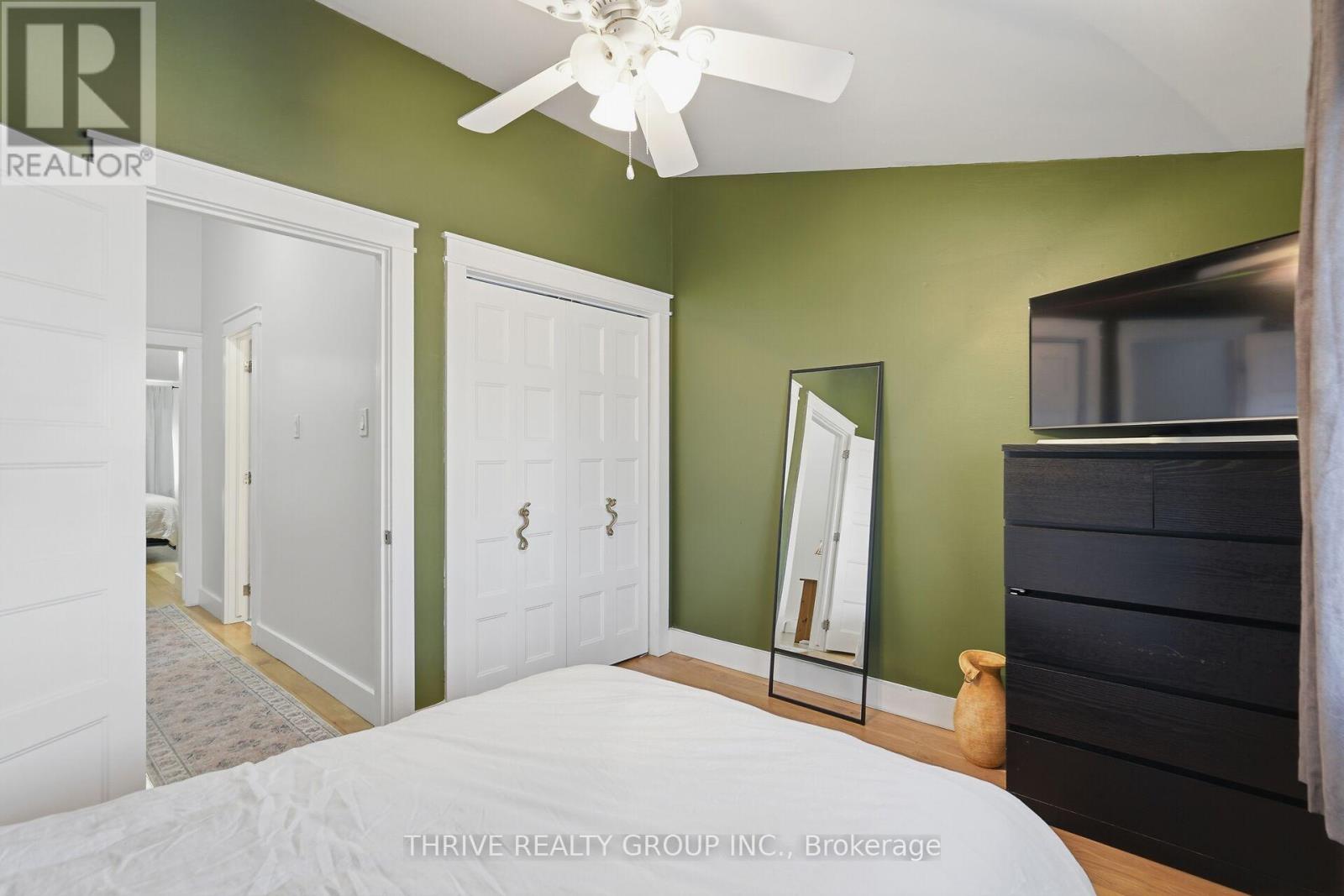 12 GUILDWOOD WALK Property Photo