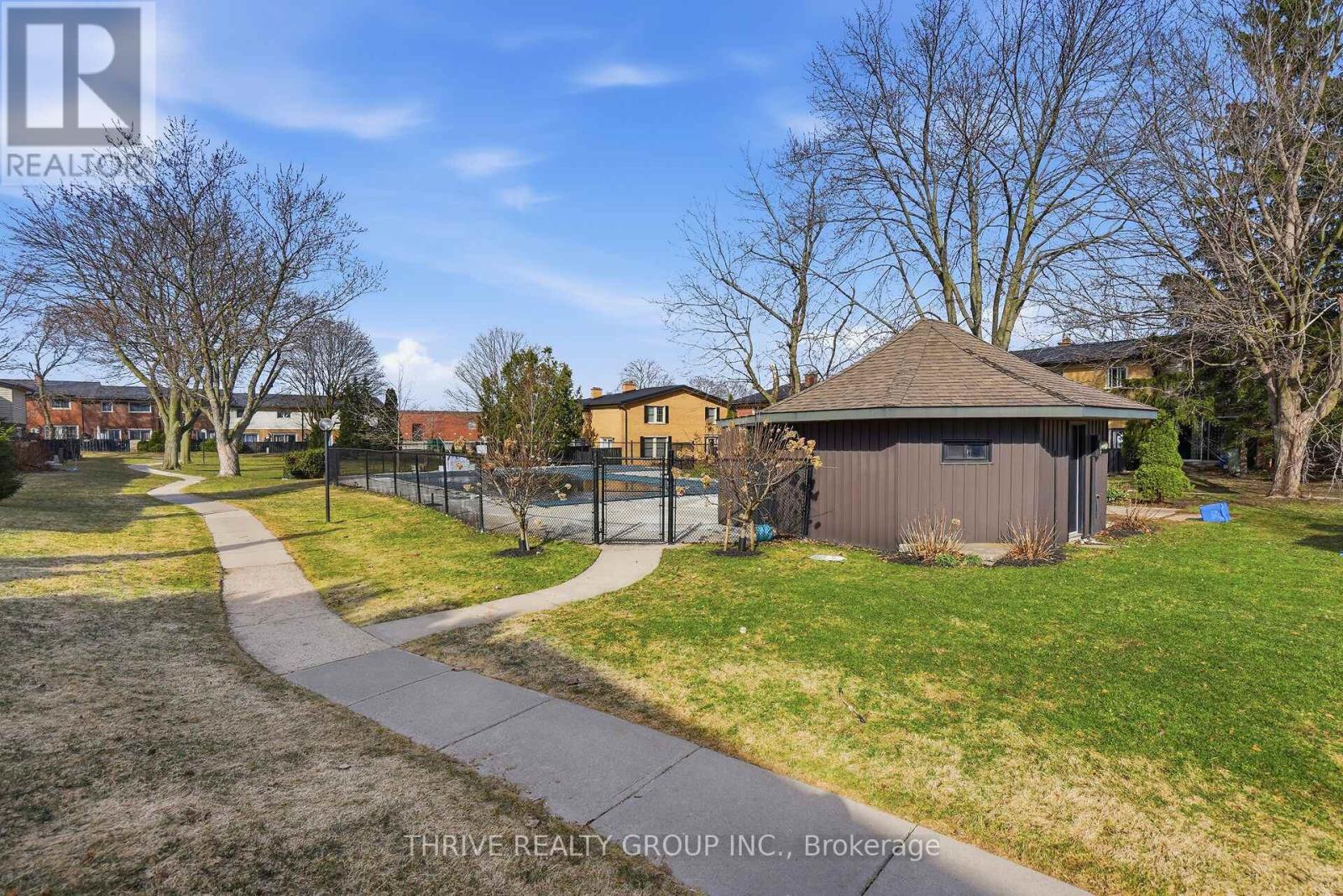 12 GUILDWOOD WALK - 29