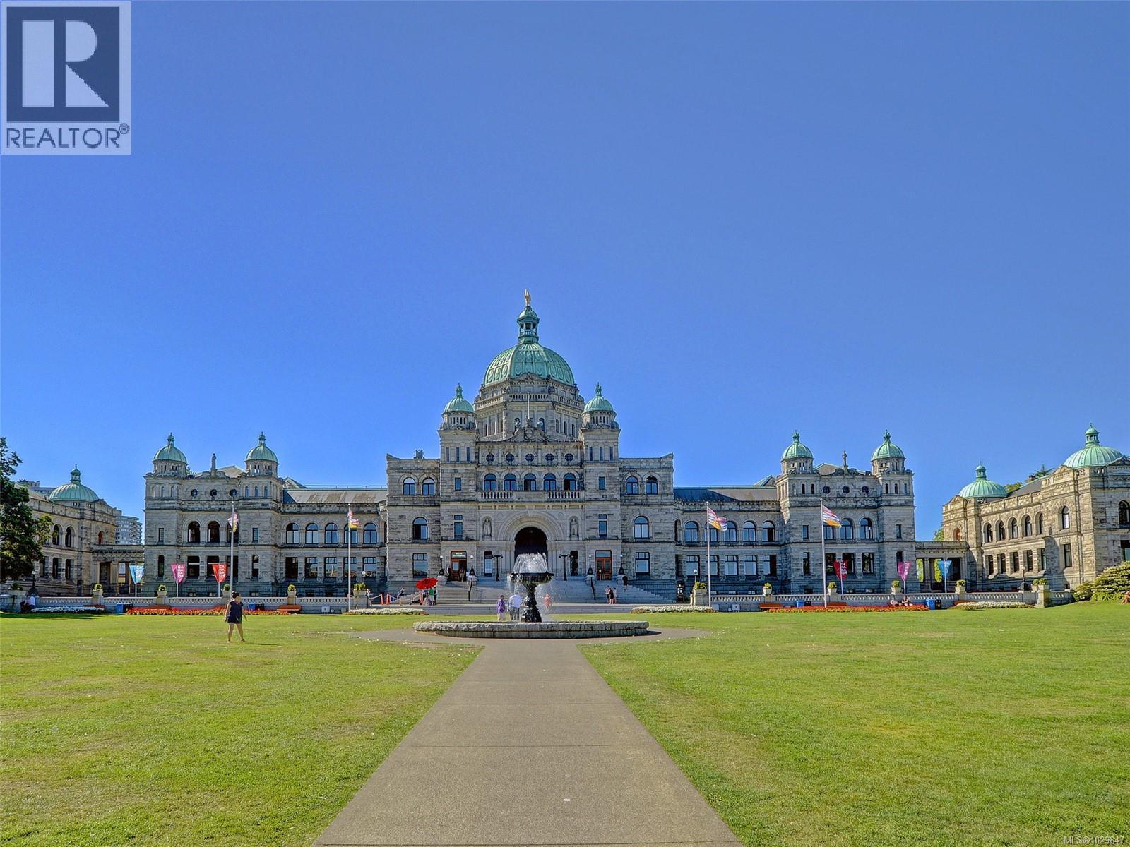 401 1204 Fairfield Road, Victoria