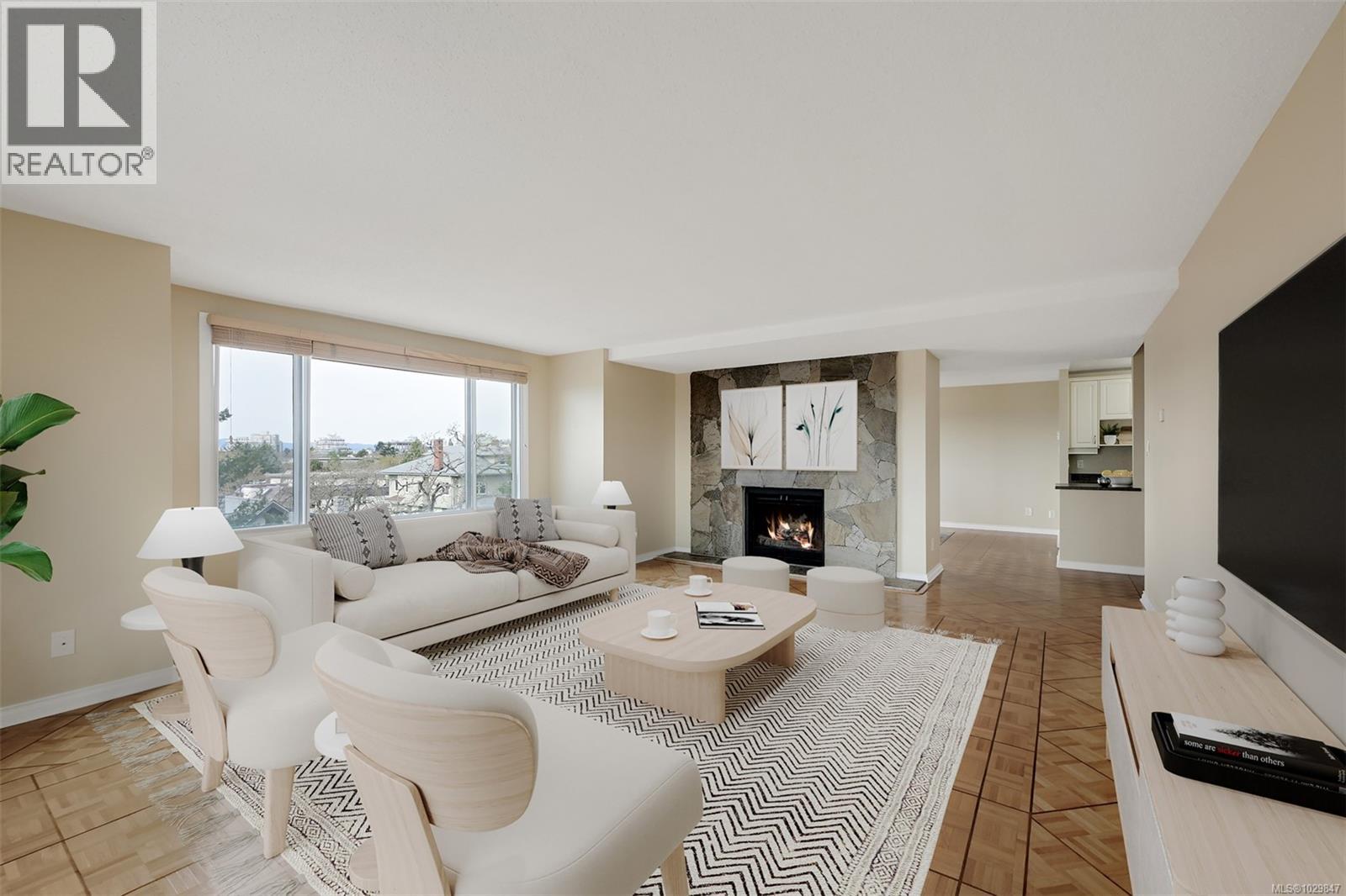 401 1204 Fairfield Road, Victoria