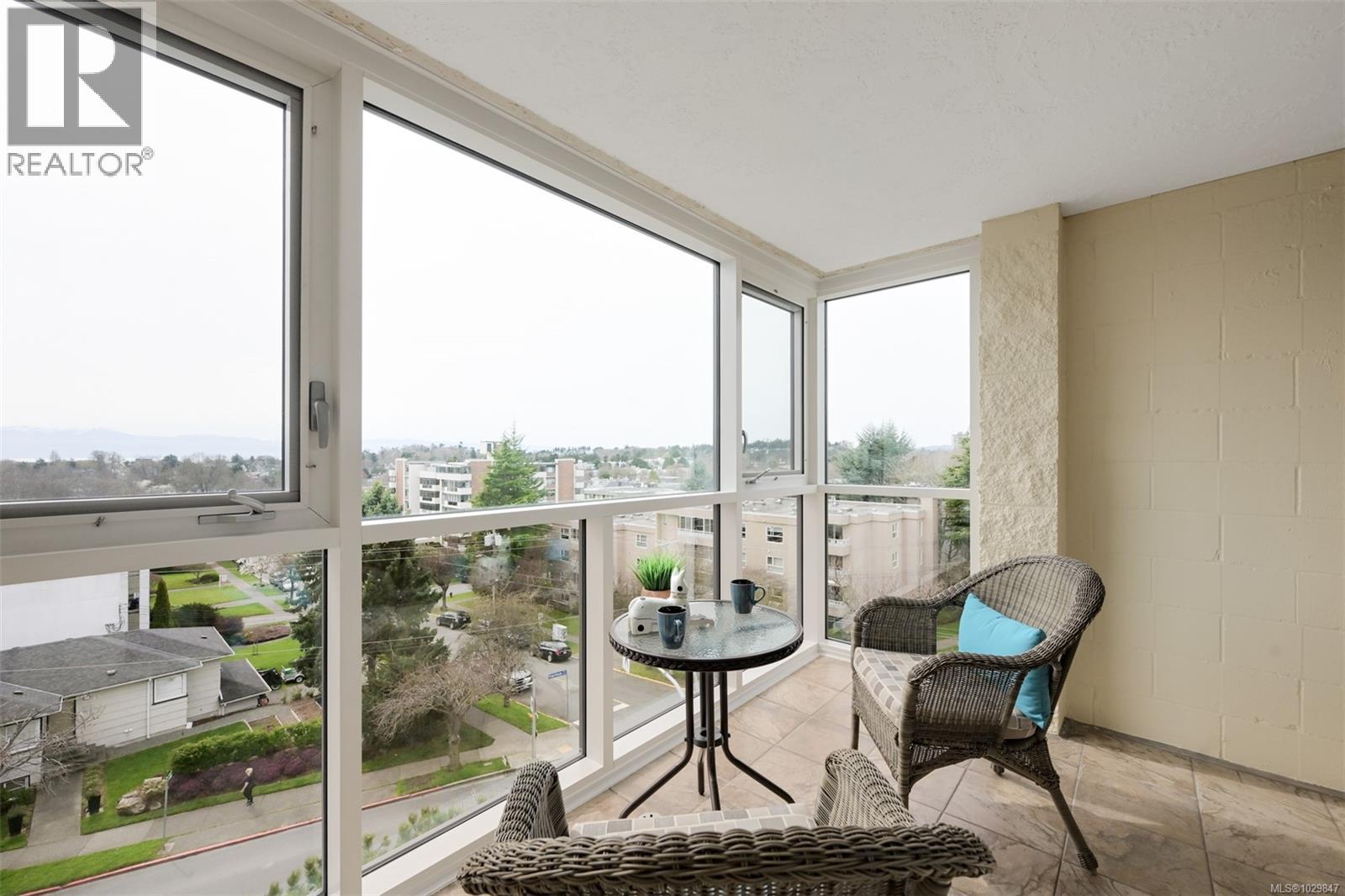 401 1204 Fairfield Road, Victoria