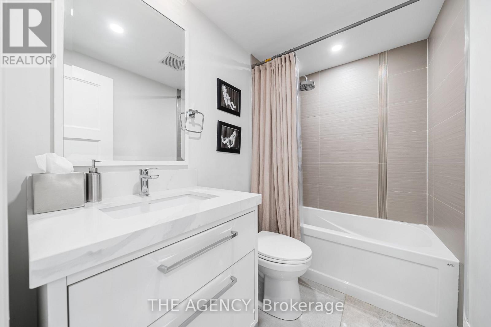 3062 BAYVIEW AVENUE - 34