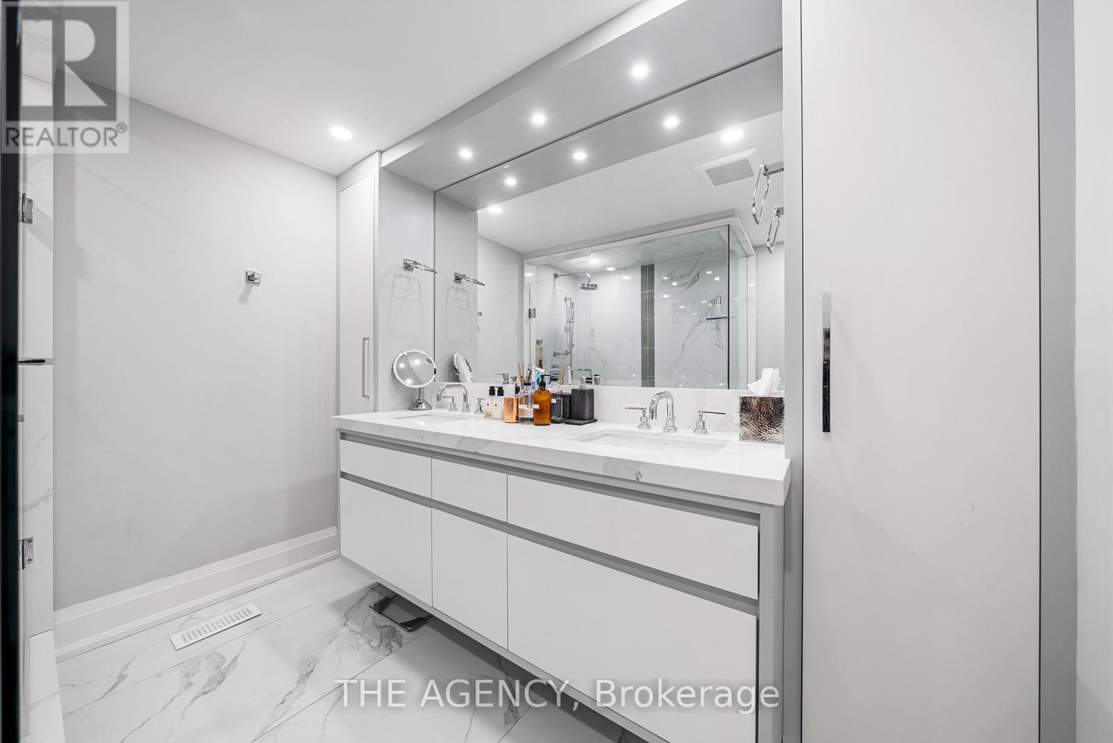 3062 BAYVIEW AVENUE - 39