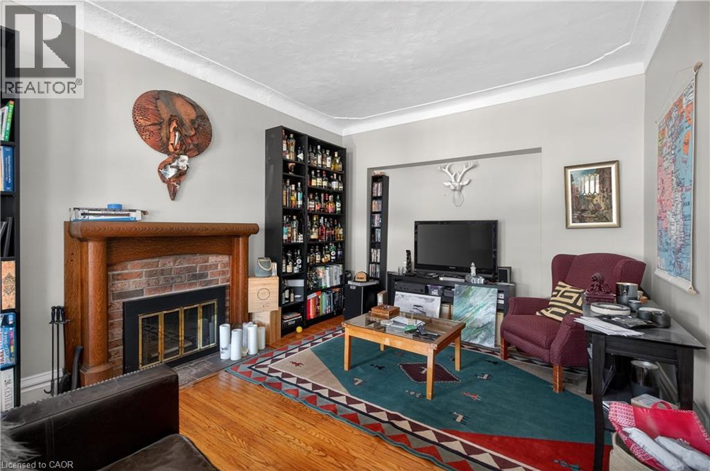 147 HOMEWOOD AVENUE - 7