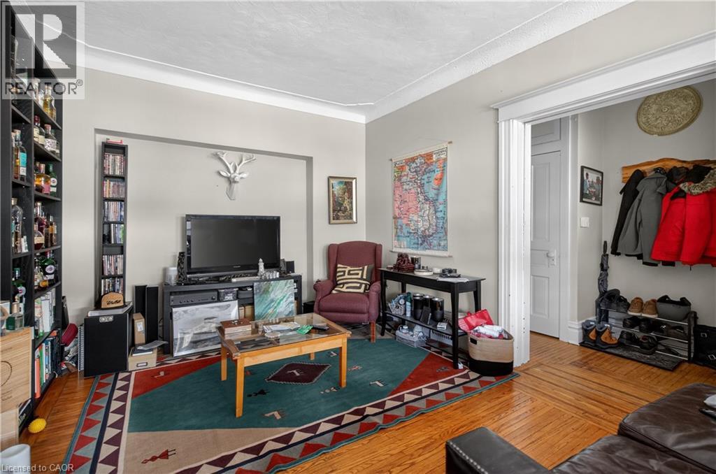 147 HOMEWOOD AVENUE - 8