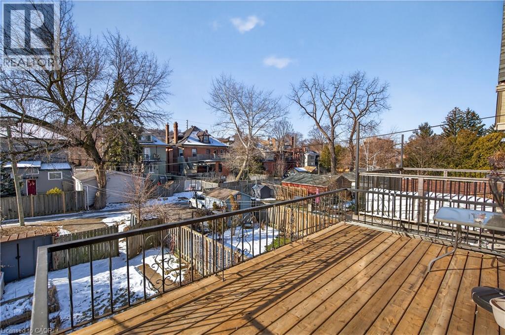 147 HOMEWOOD AVENUE - 32