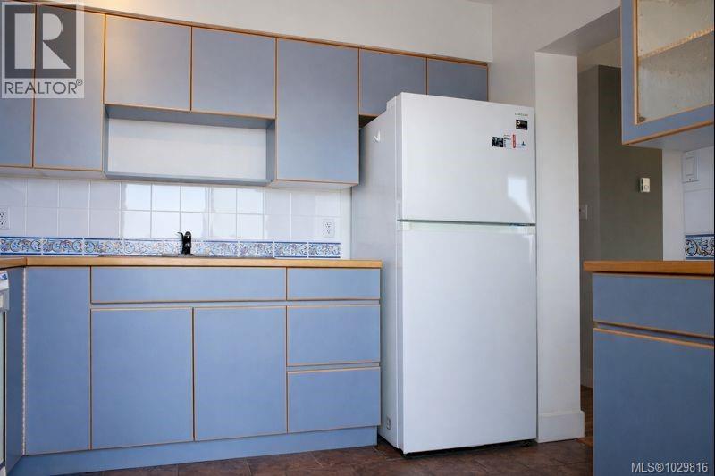 #704 33 MT. BENSON ST - 8