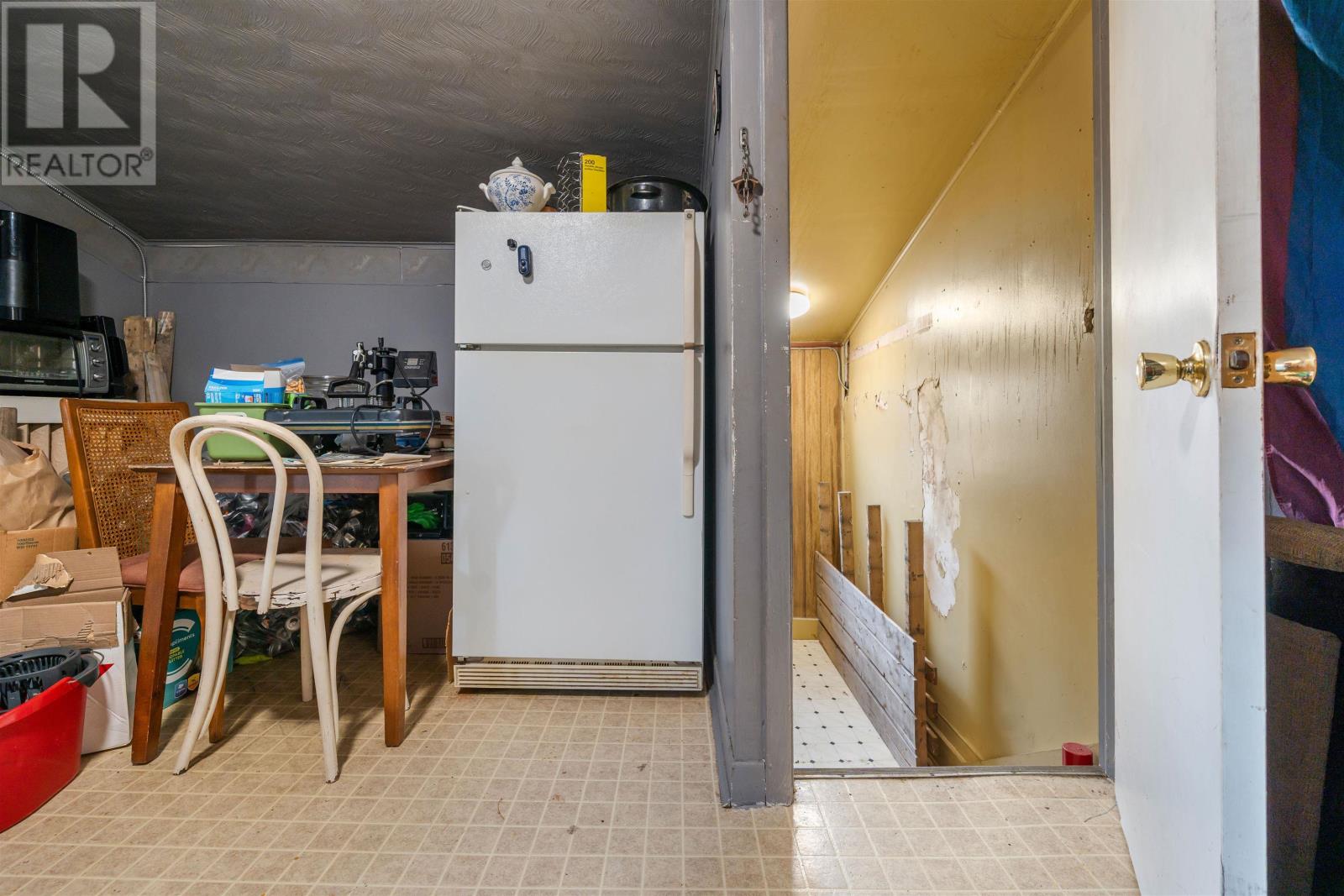 Property 32 of 40 of 277 MacLean Street