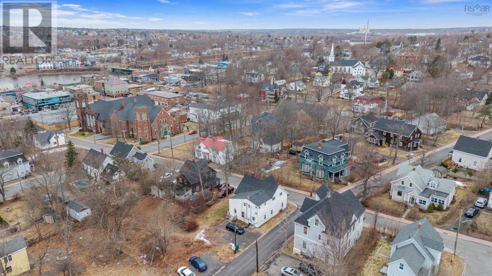 Property 28 of 40 of 277 MacLean Street