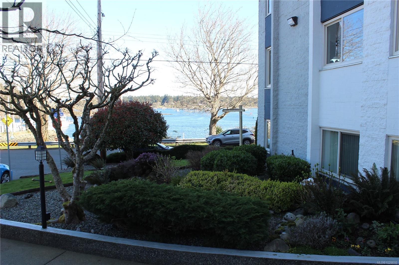 #704 33 MT. BENSON ST - 17