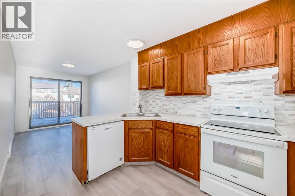 Single Family House Bi-level for Sale in  Castlebrook Way NE Castleridge Calgary 